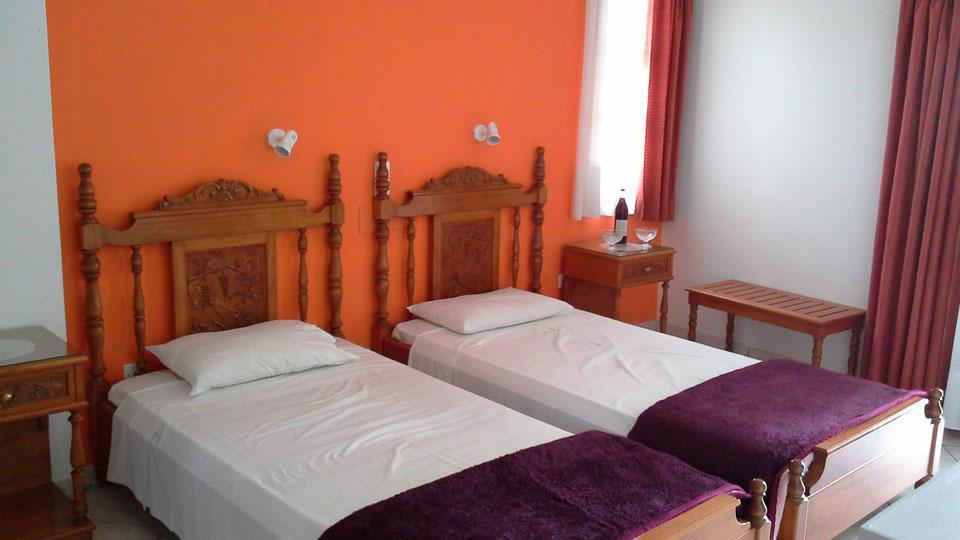 Hotel Agnanti Ágios Konstantínos 外观 照片