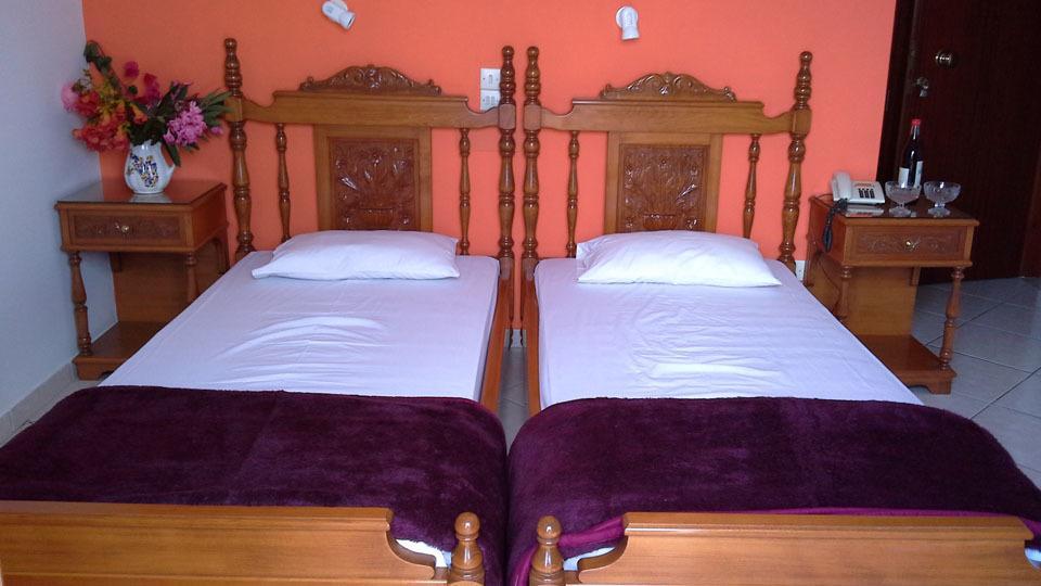 Hotel Agnanti Ágios Konstantínos 外观 照片