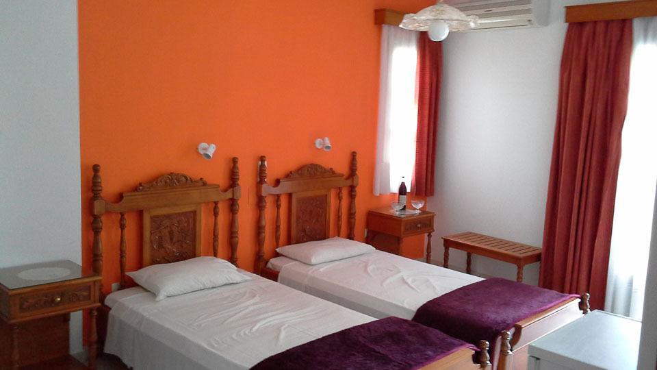 Hotel Agnanti Ágios Konstantínos 外观 照片