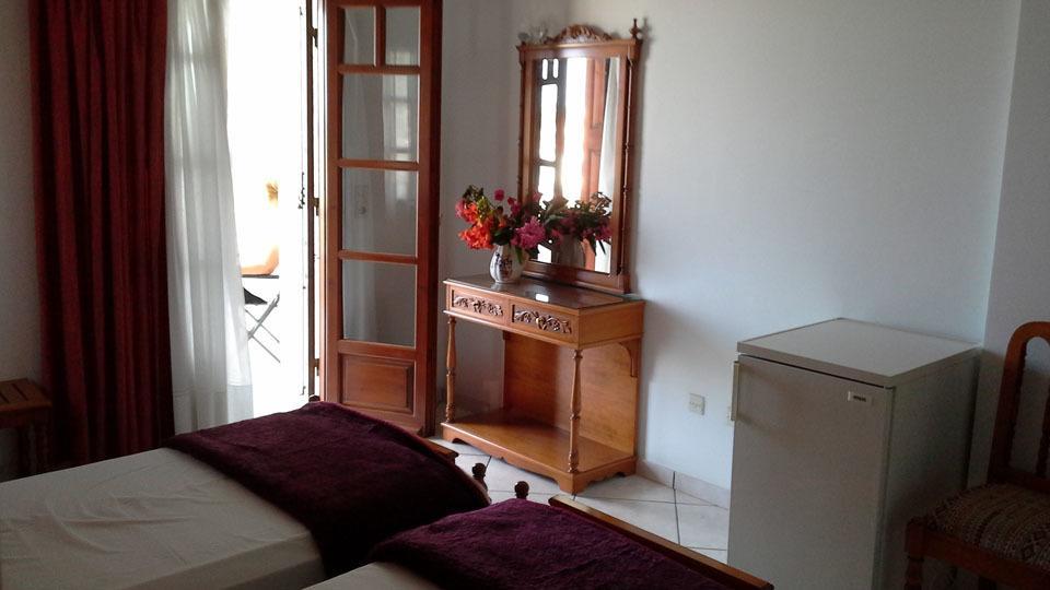 Hotel Agnanti Ágios Konstantínos 外观 照片